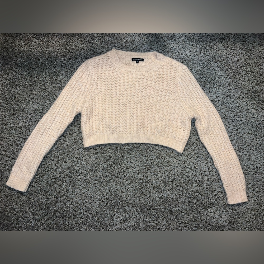 Kendall & Kylie Cream Cropped Sweater